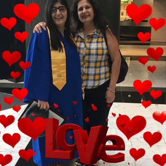 Meet your Posher, Lara - Picture 1 of 1